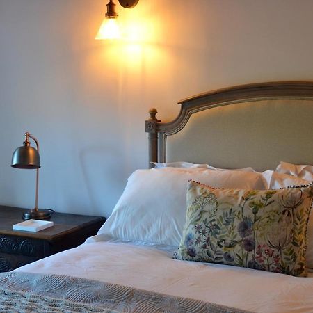 Loft Apartment Nr Bath & Bristol With Hot Tub Bagian luar foto