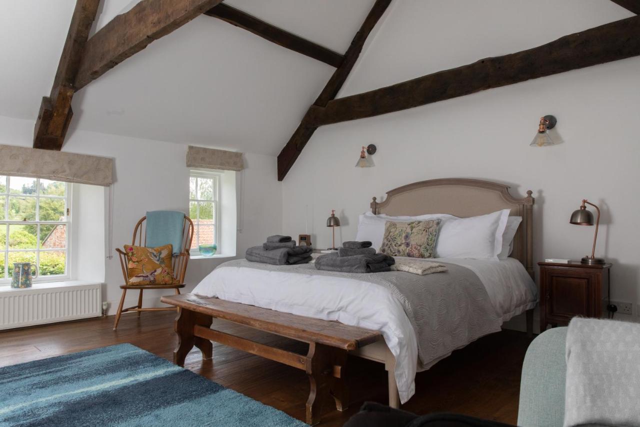 Loft Apartment Nr Bath & Bristol With Hot Tub Bagian luar foto